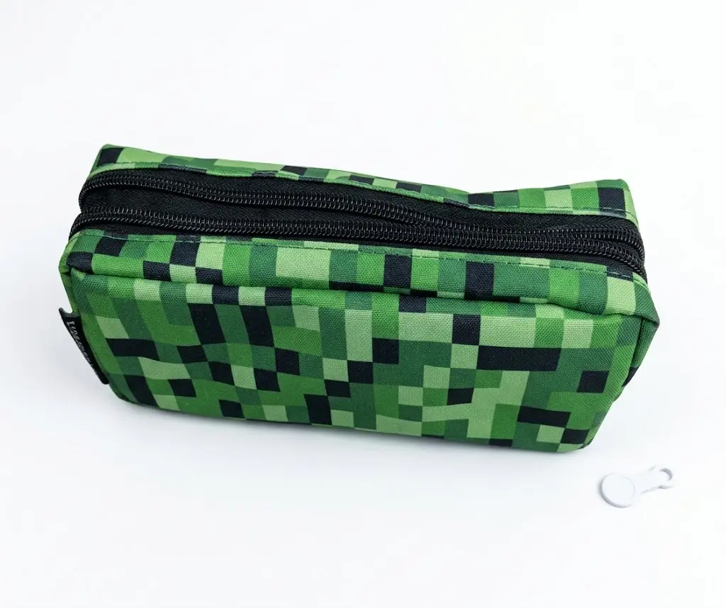 Pixels Green Pencil Case - Polyester PM23124C